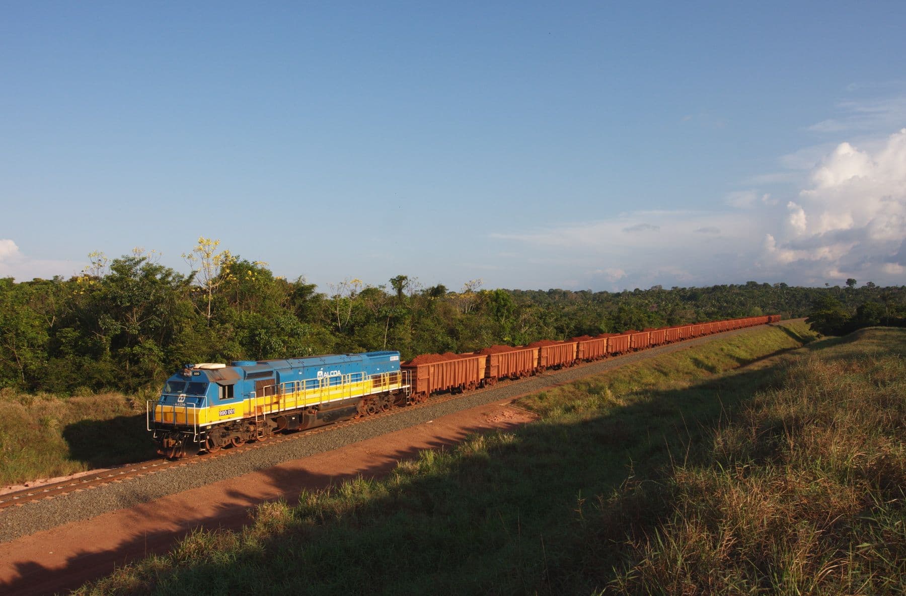 Transporte pela ferrovia_Foto_Divulgação Alcoa.jpg